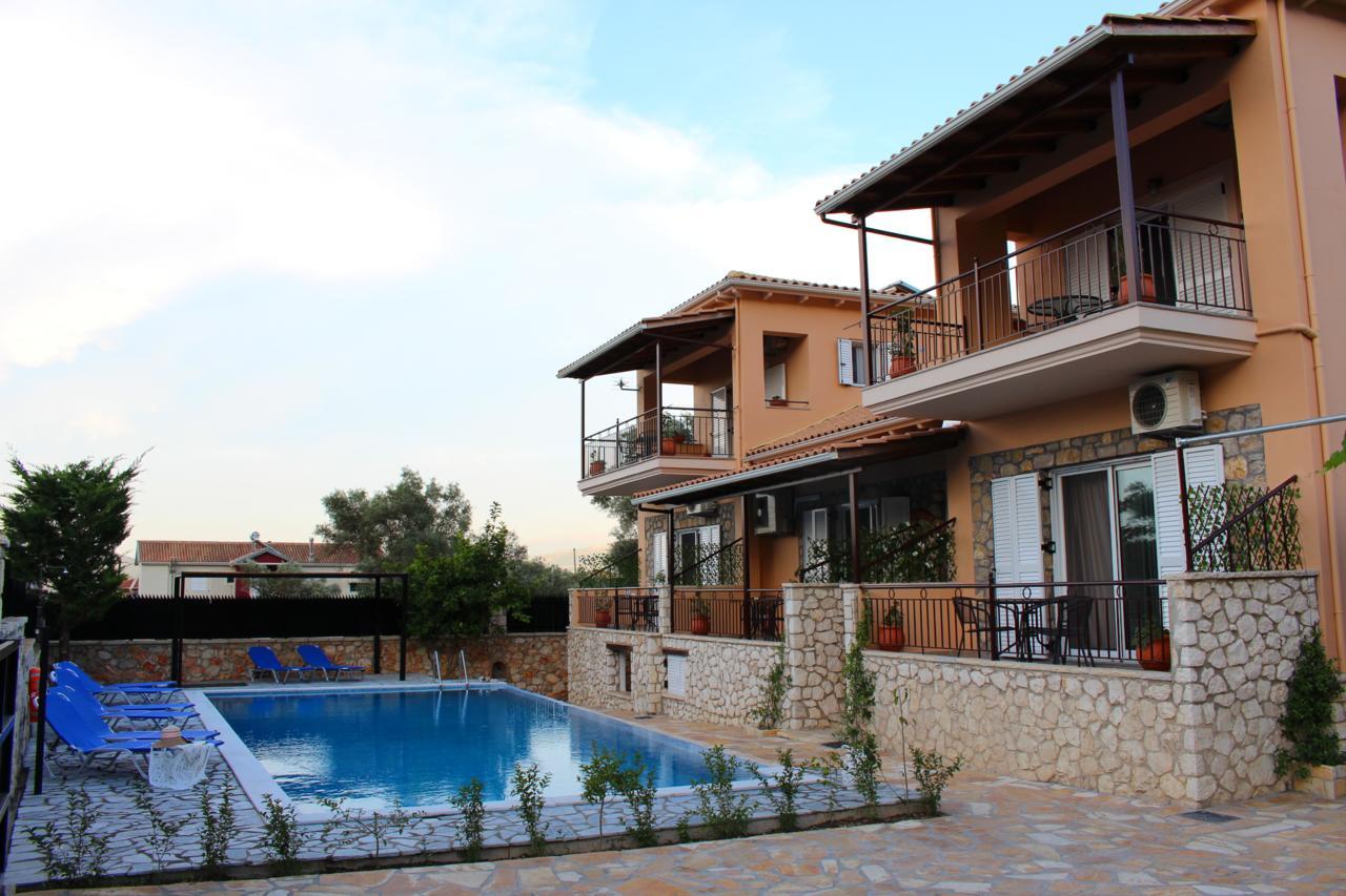 Alkionis Pool View Apartments Lefkáda Dış mekan fotoğraf